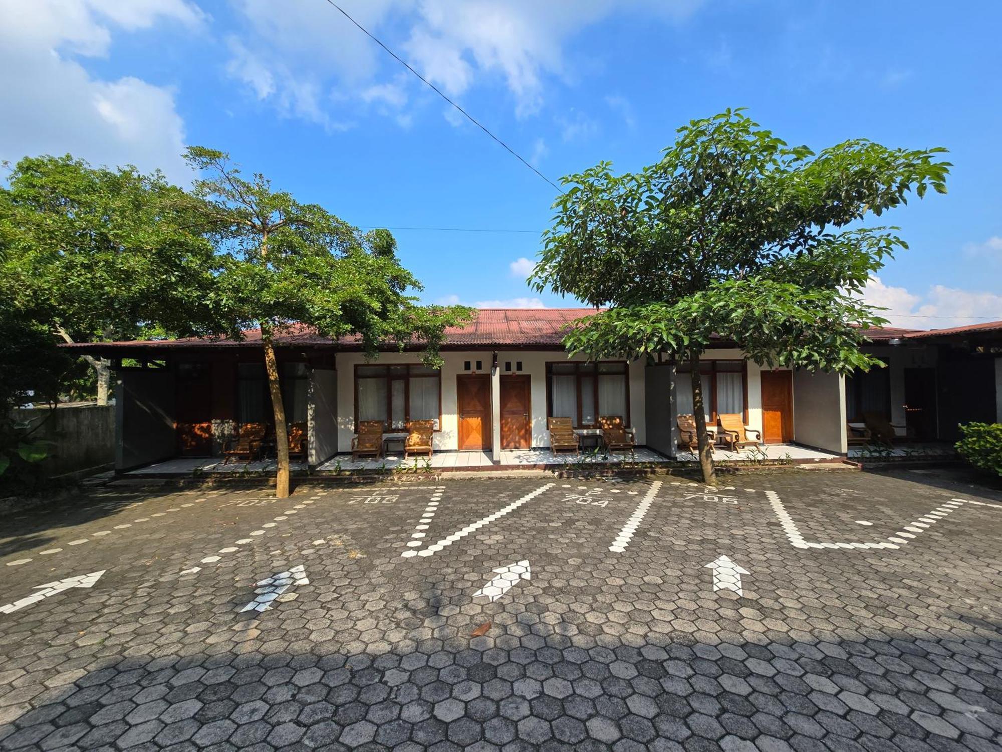 Kusma Bandungan Hotel